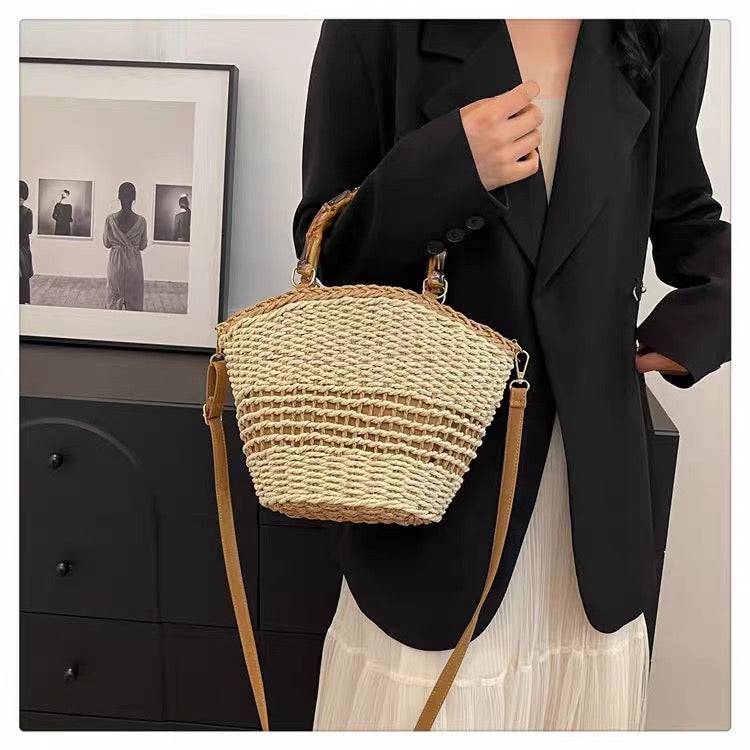 Couffin Refined Weave