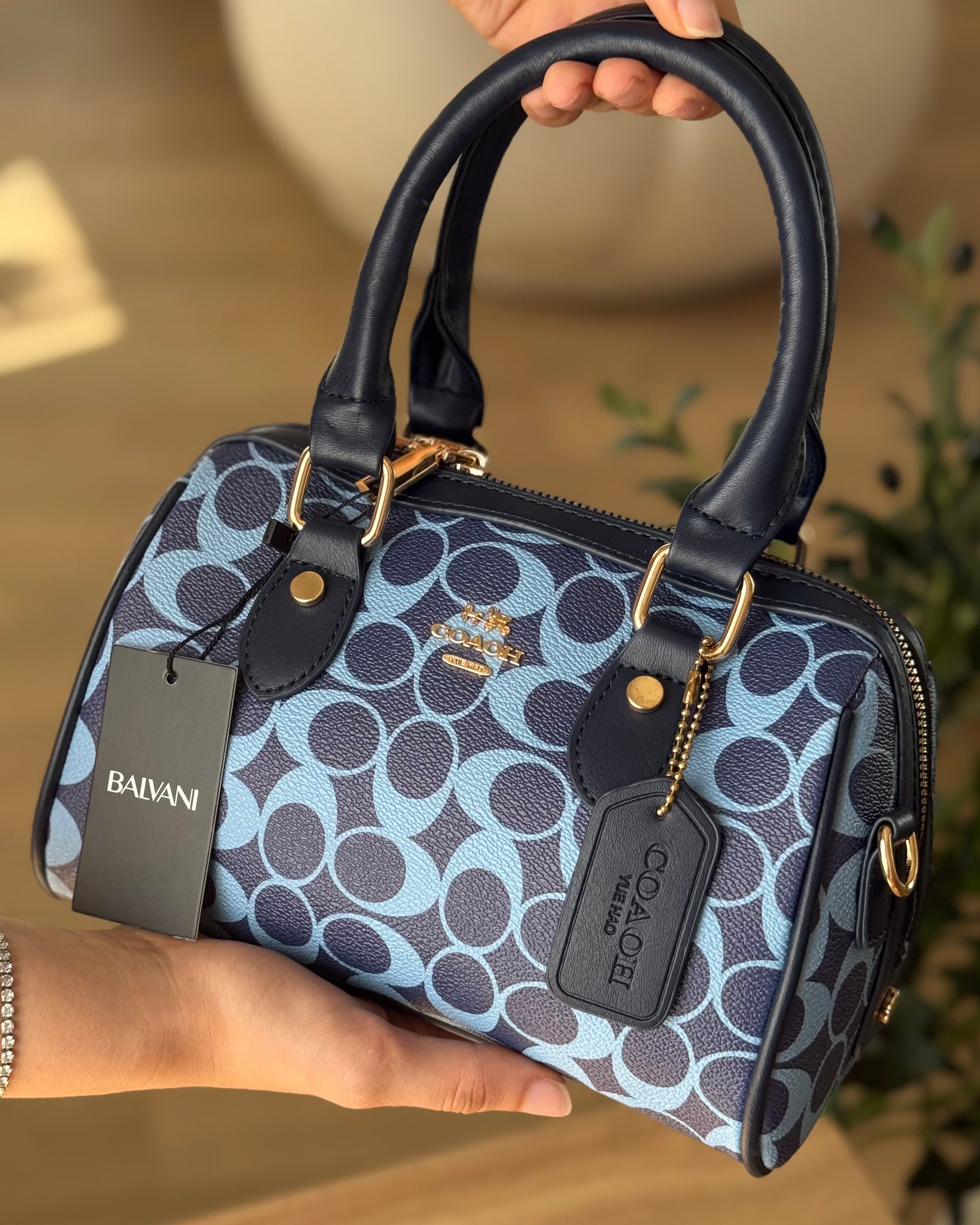 Le Boston "Midnight Blue"