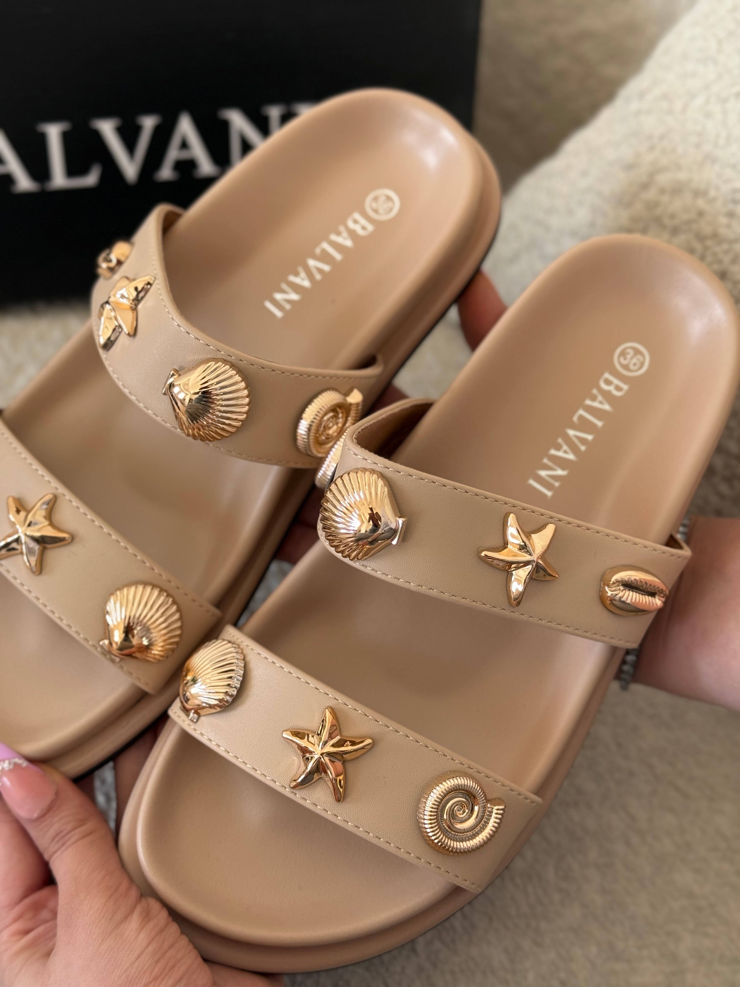 Mules coquillages
