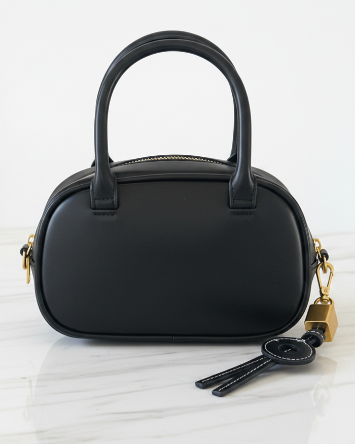 Sac à main + porte clé Noir