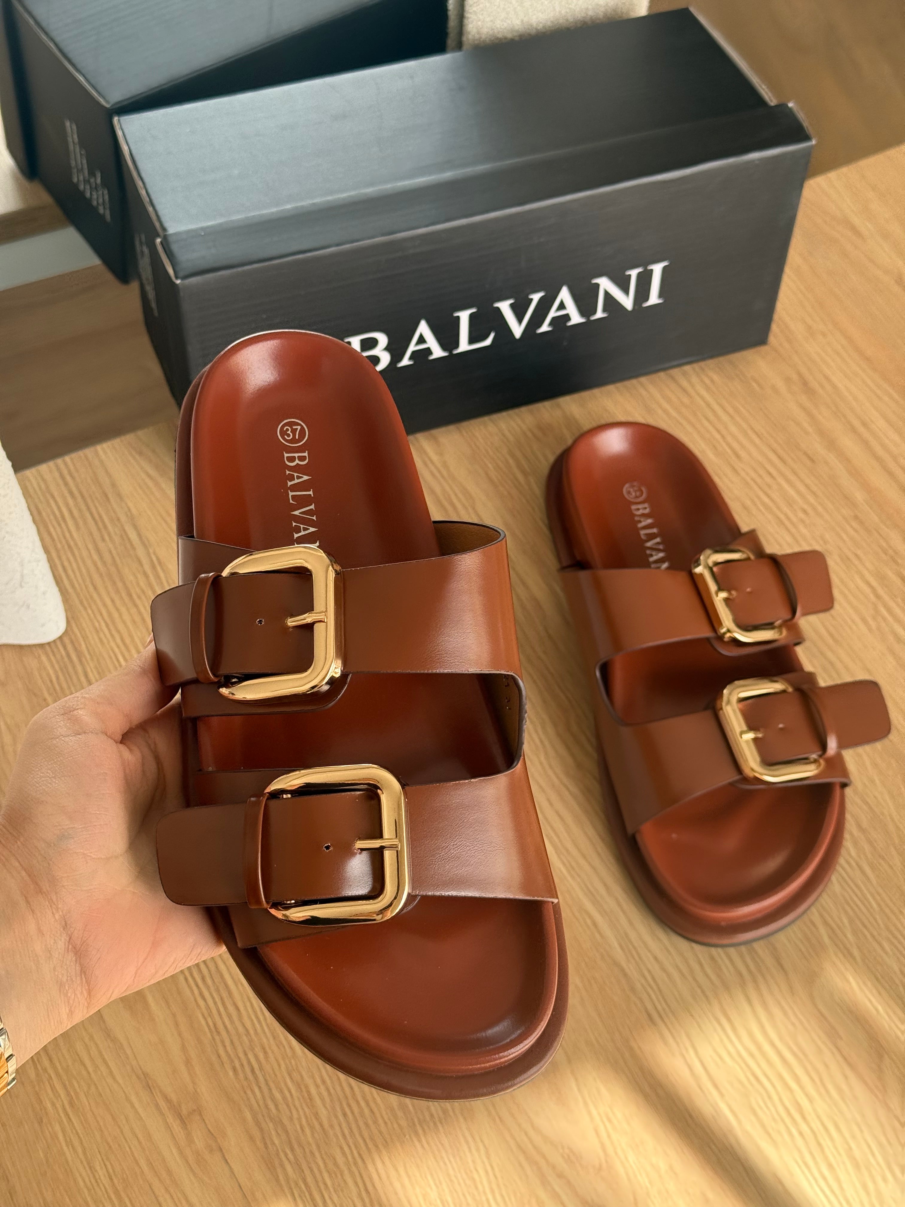 Mules comfort Buckles