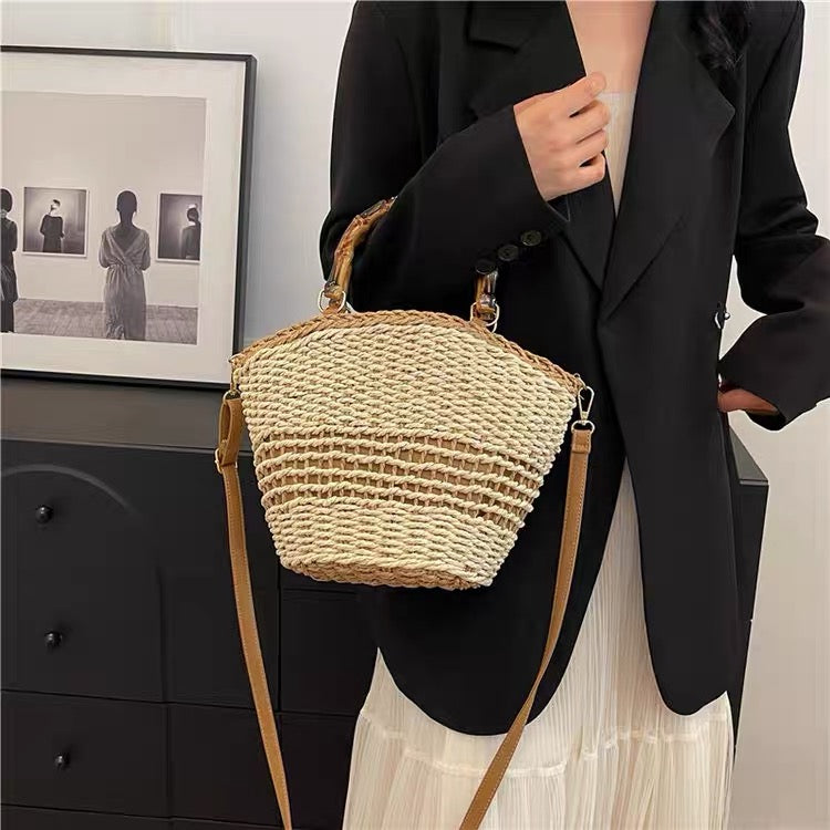 Couffin Refined Weave