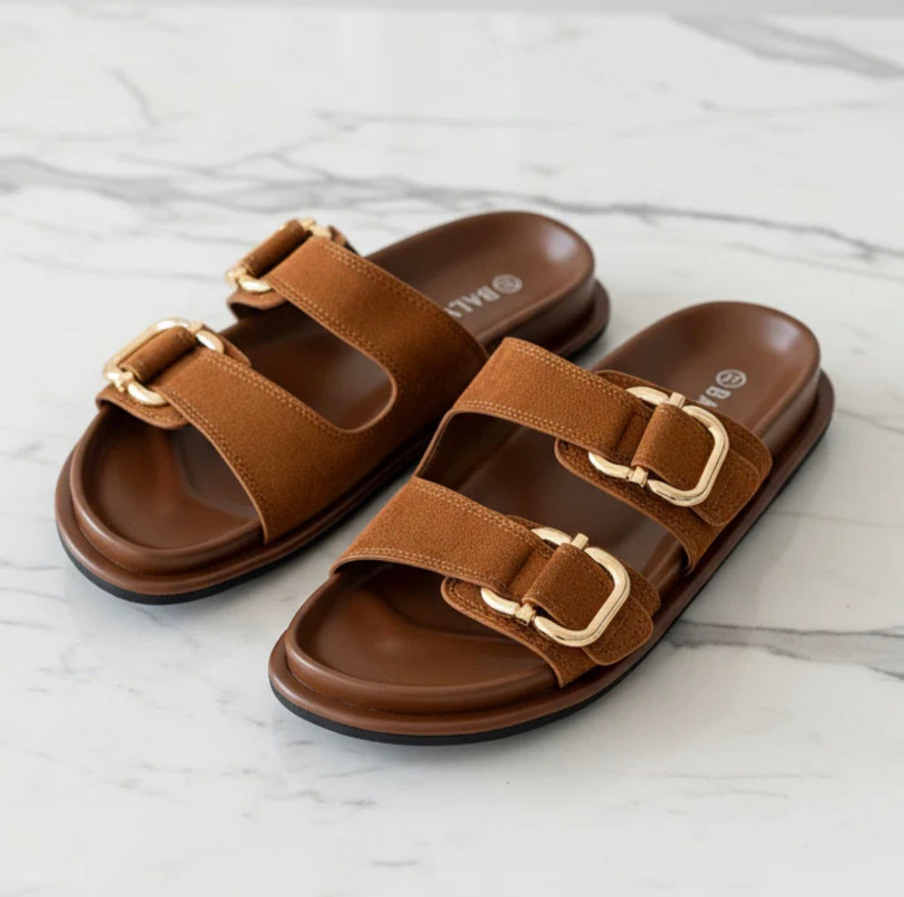 Mules à Boucles Dorées