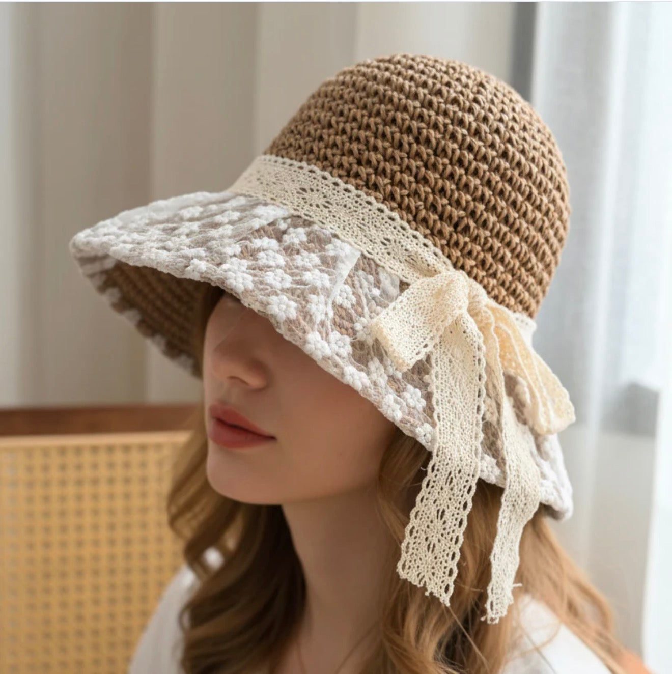Chapeau dentelle fleurale
