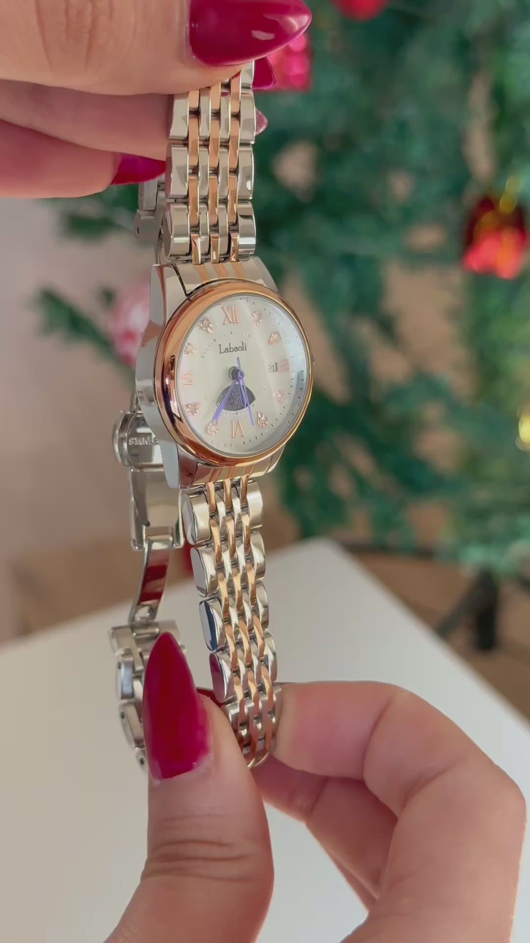 Charger la vidéo : Montre Femme