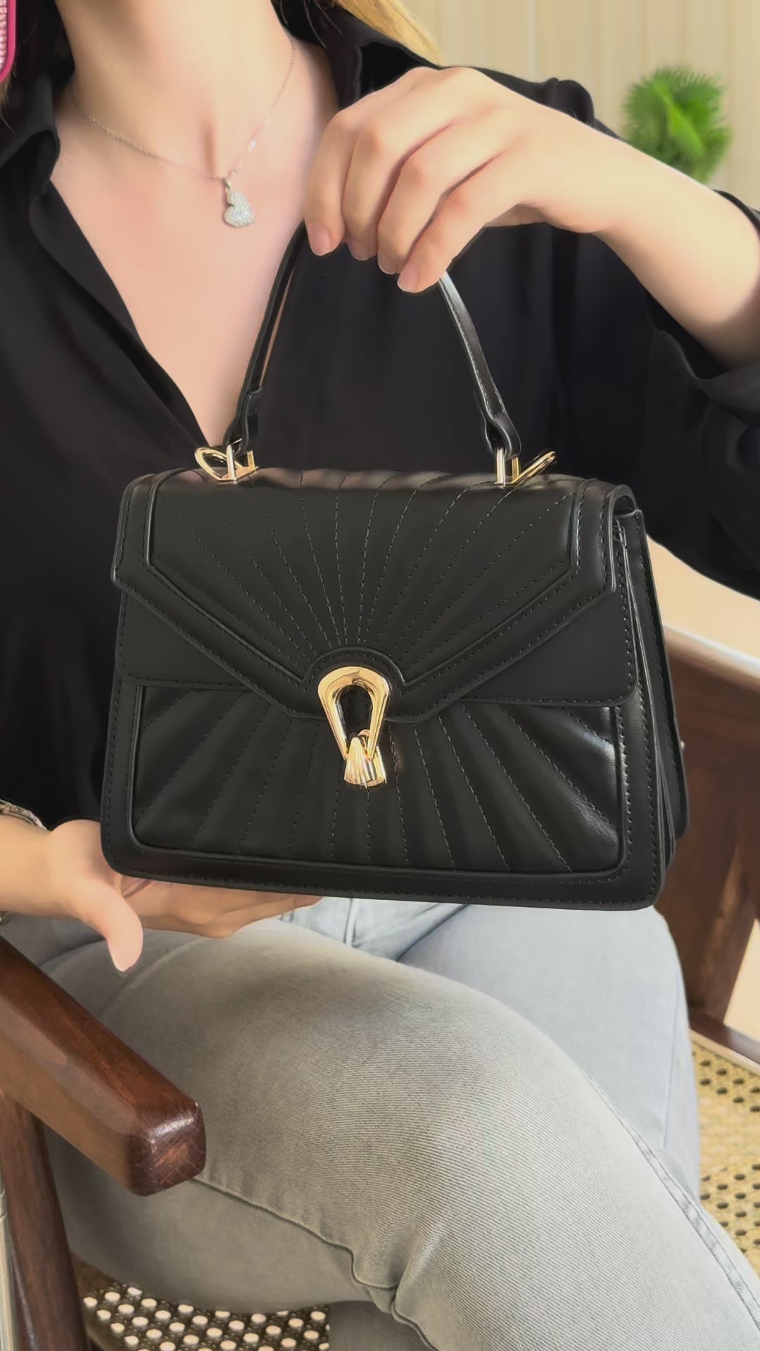 Charger la vidéo : SUN Bag Black