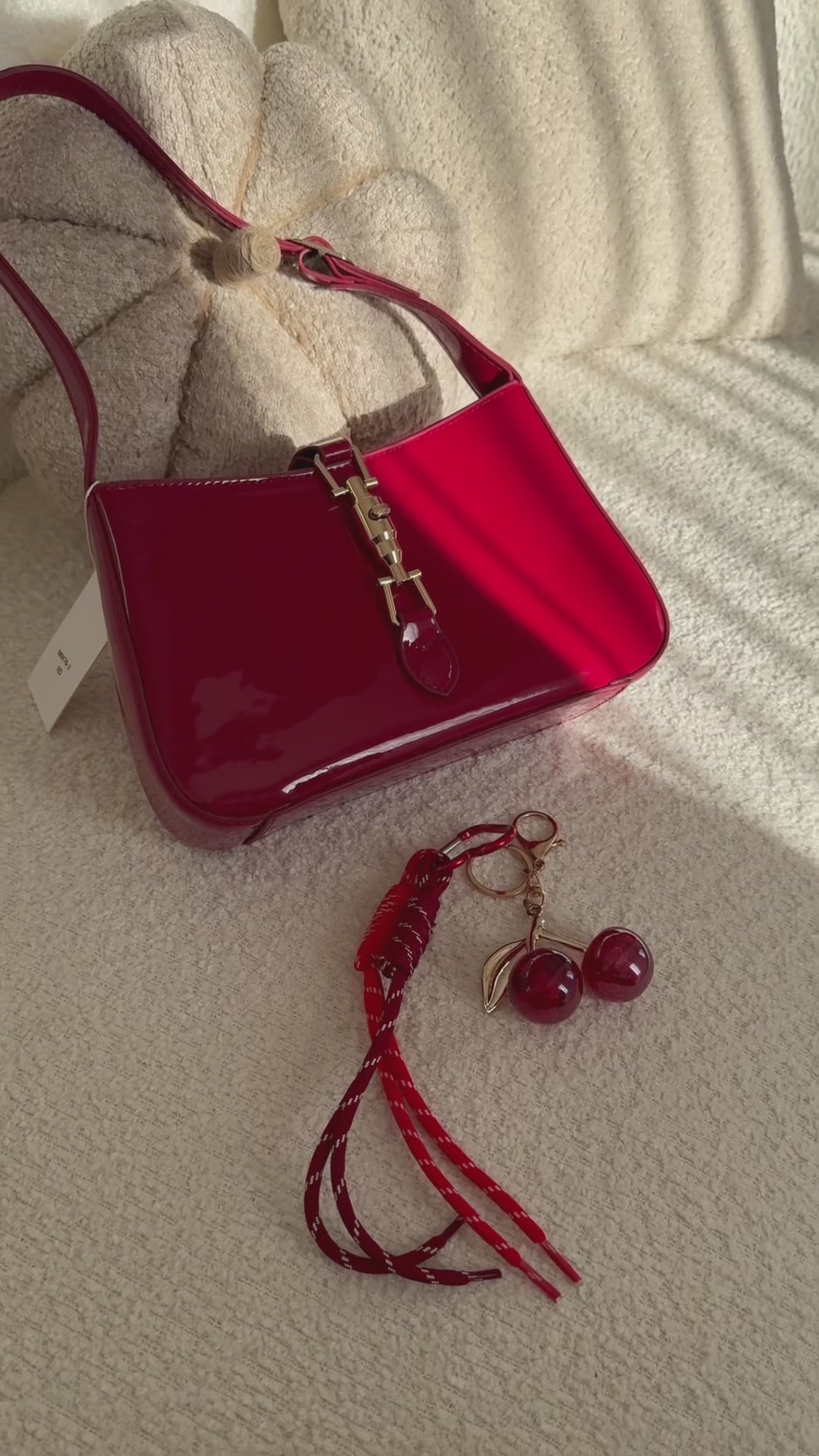 Charger la vidéo : Sac Lovely red