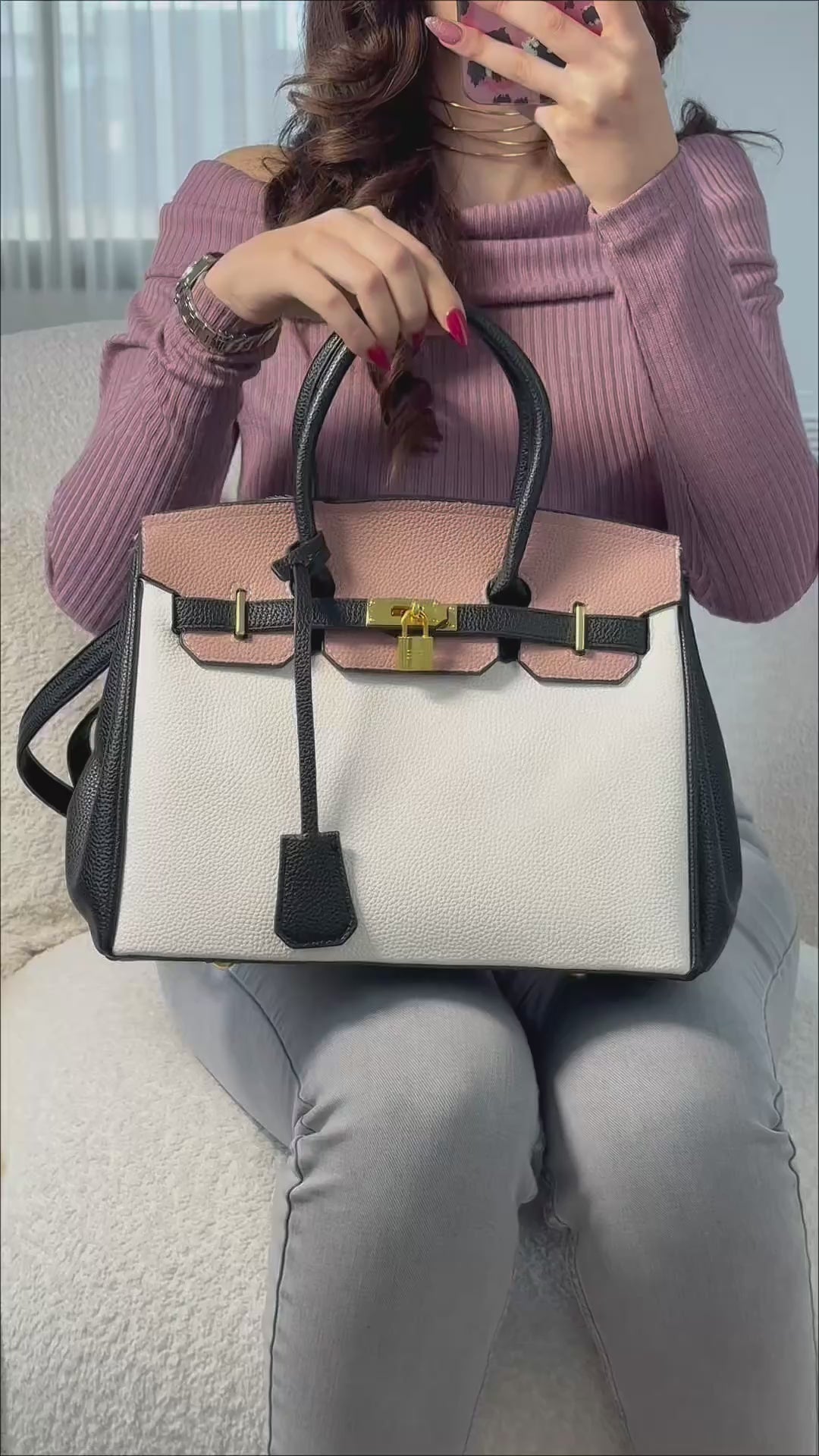 Charger la vidéo : Sac A Bandoulière Noir